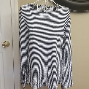 ❣Dark navy and white striped top